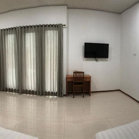 Aurora Hotel Siliwangi Cirebon Exteriér fotografie